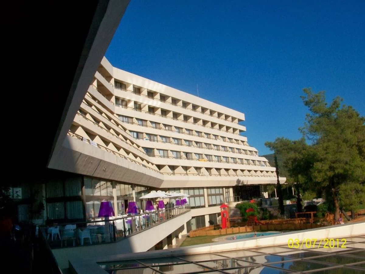 imagini hotel SITHONIA PORTO CARRAS